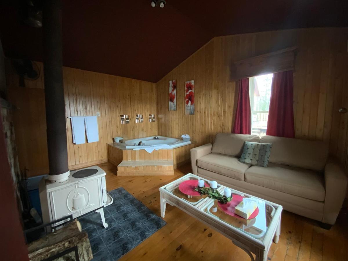 Et Chalets Sur Le Lac Inn Lac-Megantic
