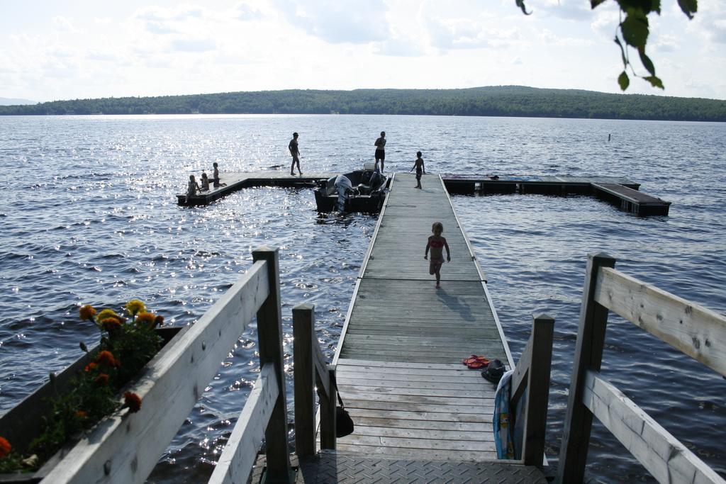 Et Sur Le Lac-Mégantic